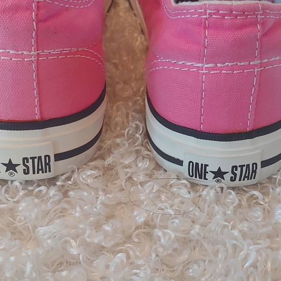 Pink Converse Sneakers Kids or Woman - Picture 3 of 5
